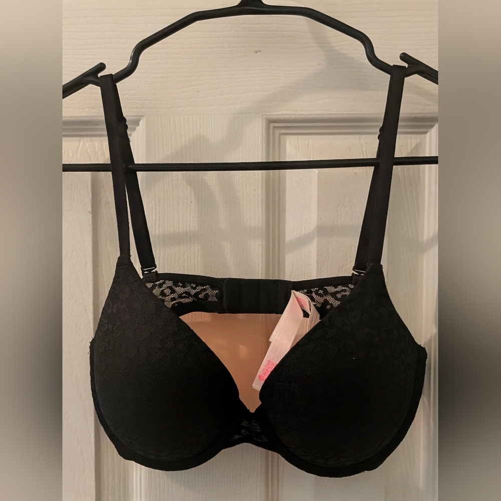 Pink By Victoria's Secret Black Lacey Leopard Print Wear Everywhere Push-Up Bra